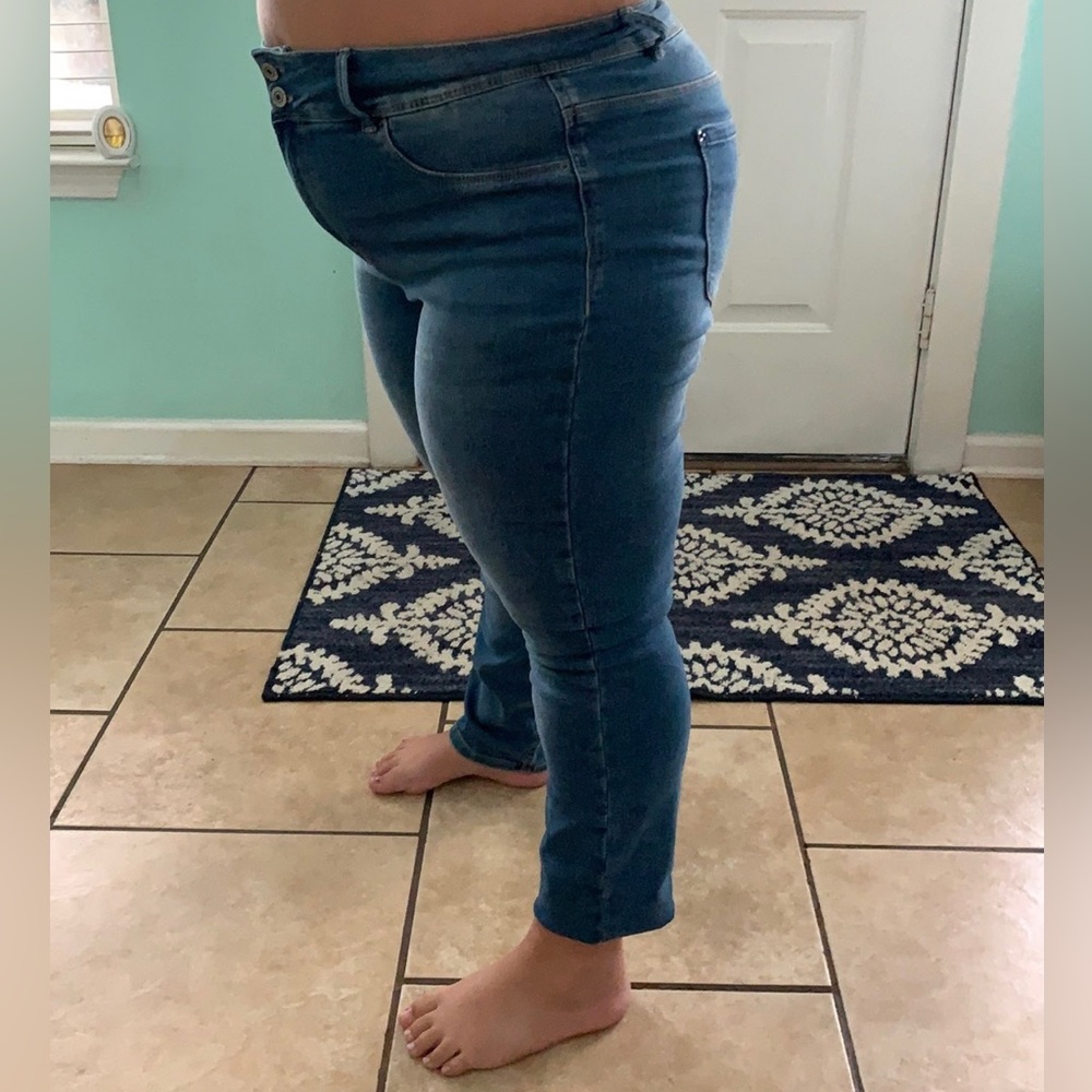 Jeans - Picture 5 of 7